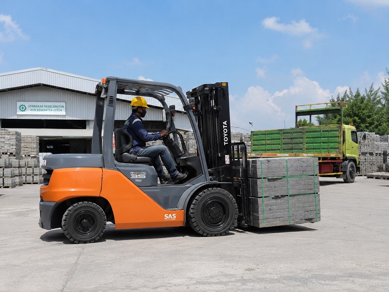 Forklift Toyota 3.5 Ton 8FD35 untuk Beban Berat