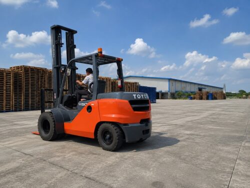 Forklift Toyota 5 Ton